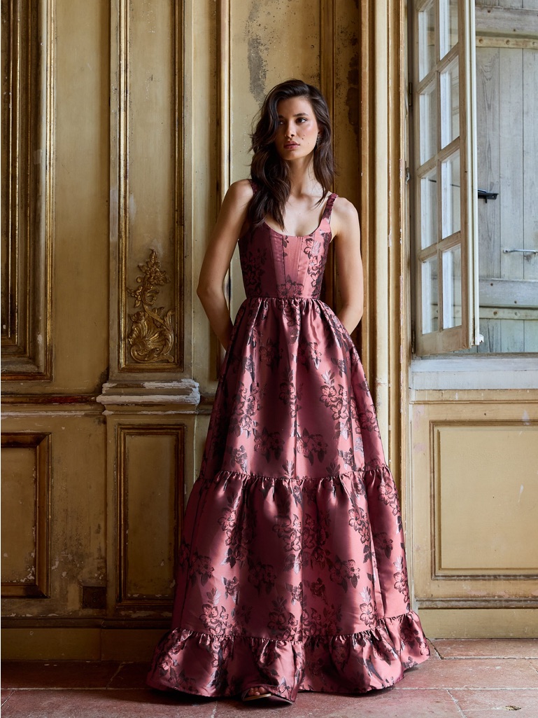 V. Chapman Avery Scoop-Neck Tiered Floral Brocade Maxi Size 2